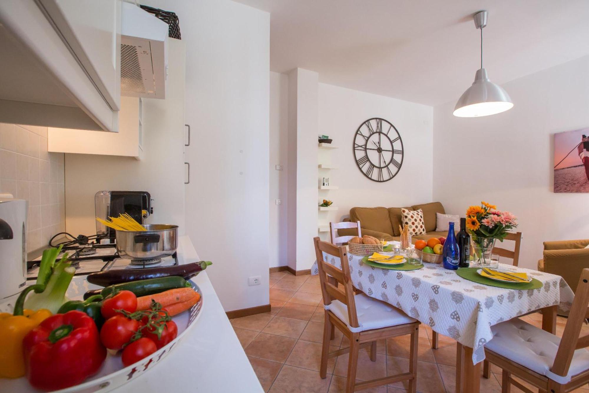 Casa Al Prato Apt. A Варена Екстериор снимка